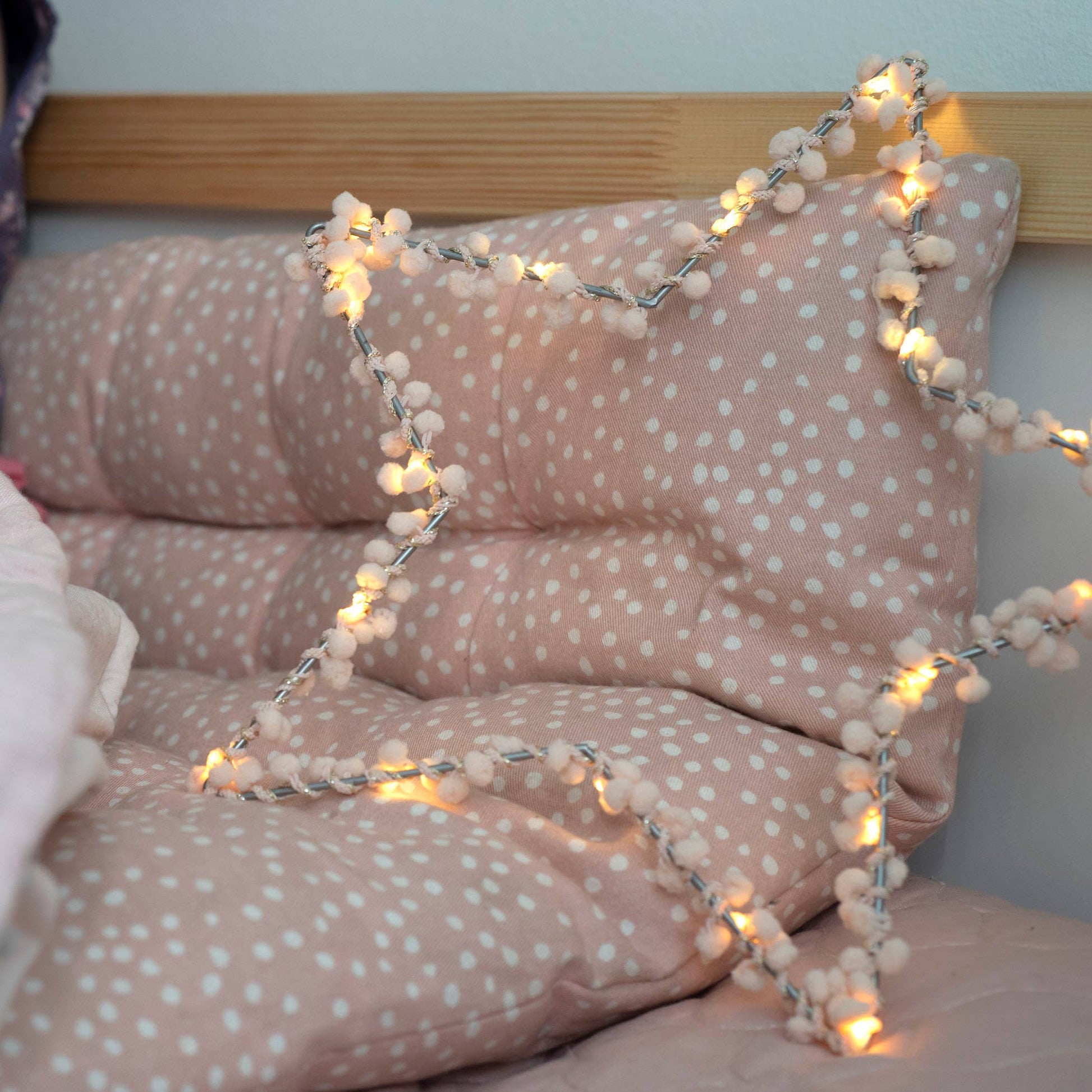 Pom Pom Fairy Light Star