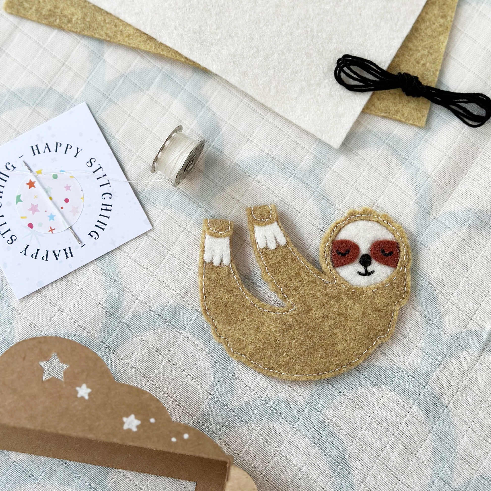 Sloth Finger Puppet Felt Craft Kit