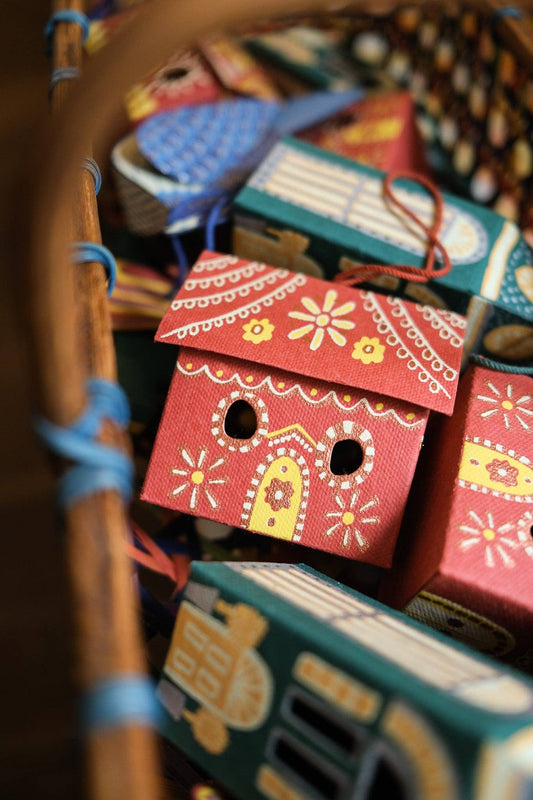 Gingerbread House Screen printed board hanging ornament, sustainably made from 100% recycled paper.&nbsp;