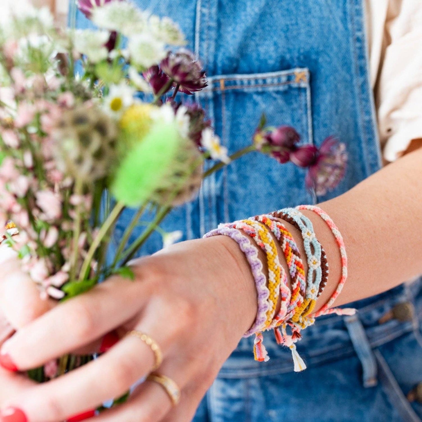 Friendship Bracelet Kit