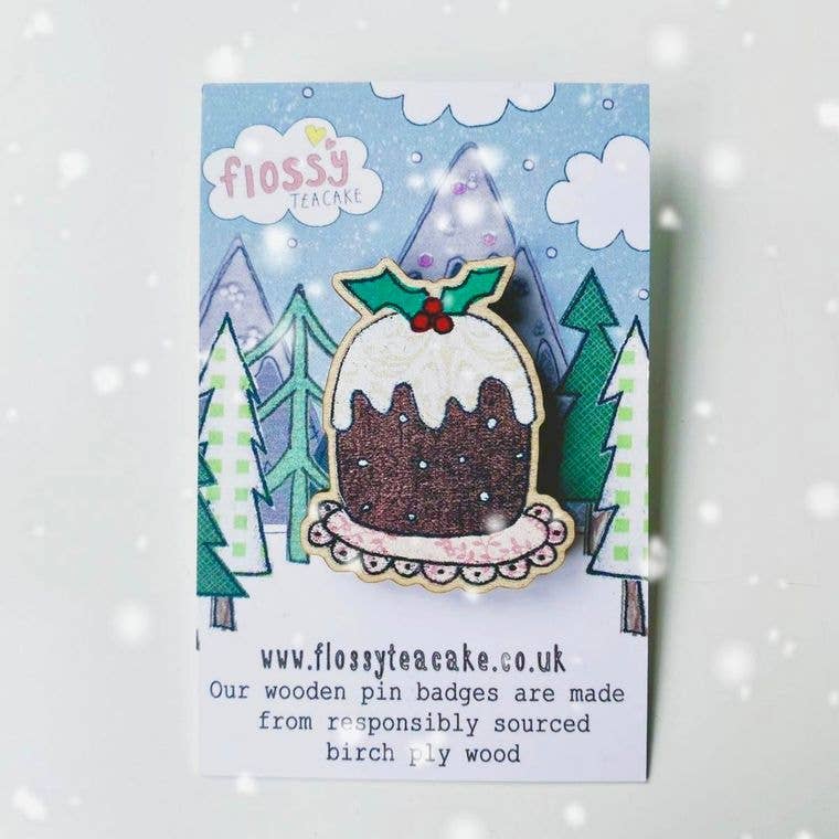 Christmas Pudding Wooden Pin Badge. Made from responsibly sourced Birch Plywood. 40mm, metal clasp to back and attached to its own backing card. 